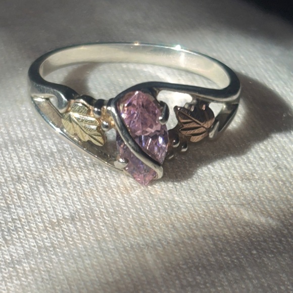Black Hills Gold Jewelry - Black Hills Gold Elegant Silver Ring with Pink Tourmaline Stone and Leaf Accents